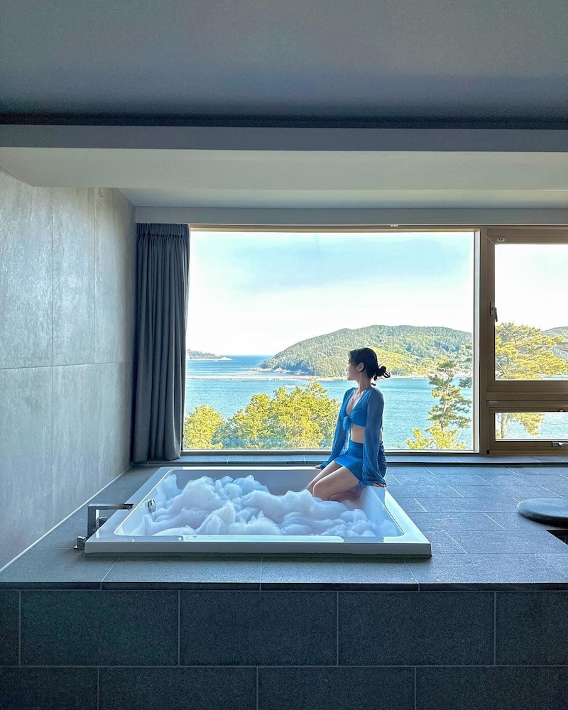Tourist Hotel Sang Sang House 20/50
