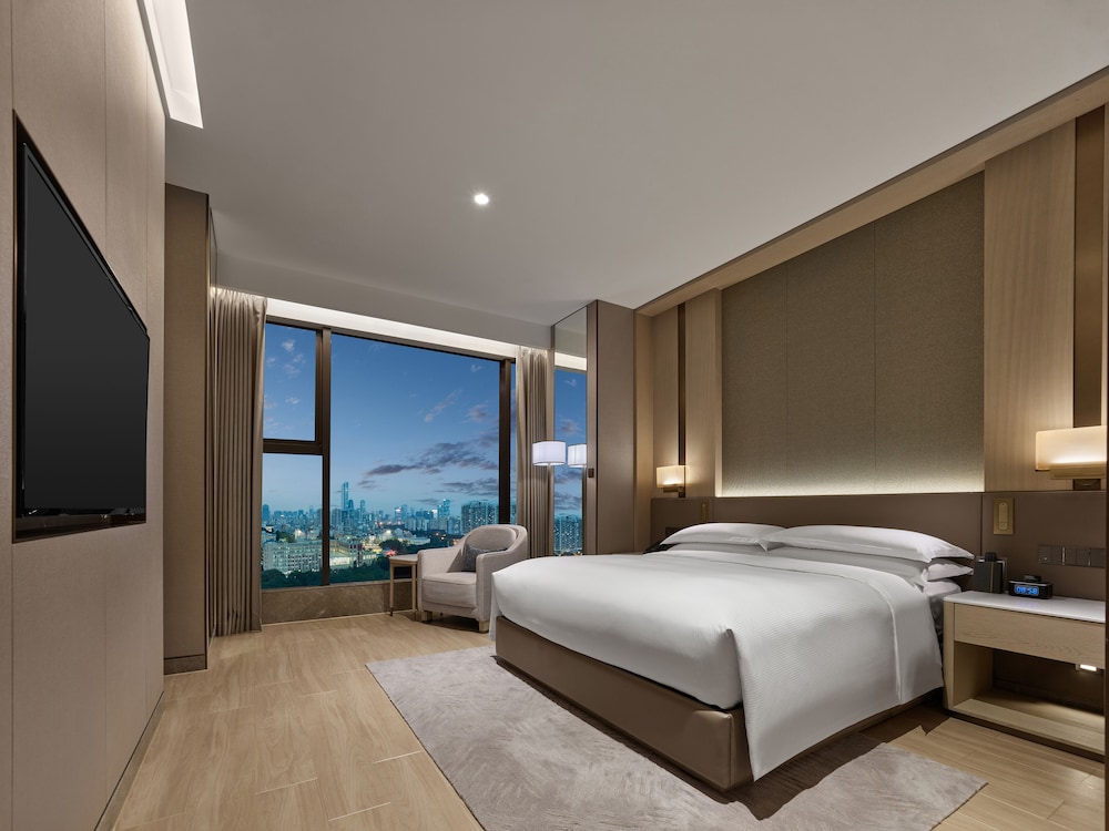 STUDIO, KING BED, ACCESSIBLE