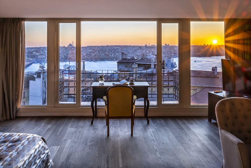 Ansen Suites 22/50