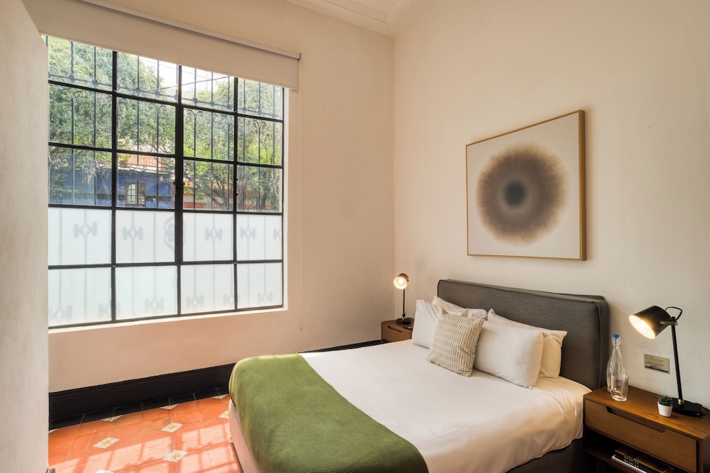 DELUXE, GROUND FLOOR