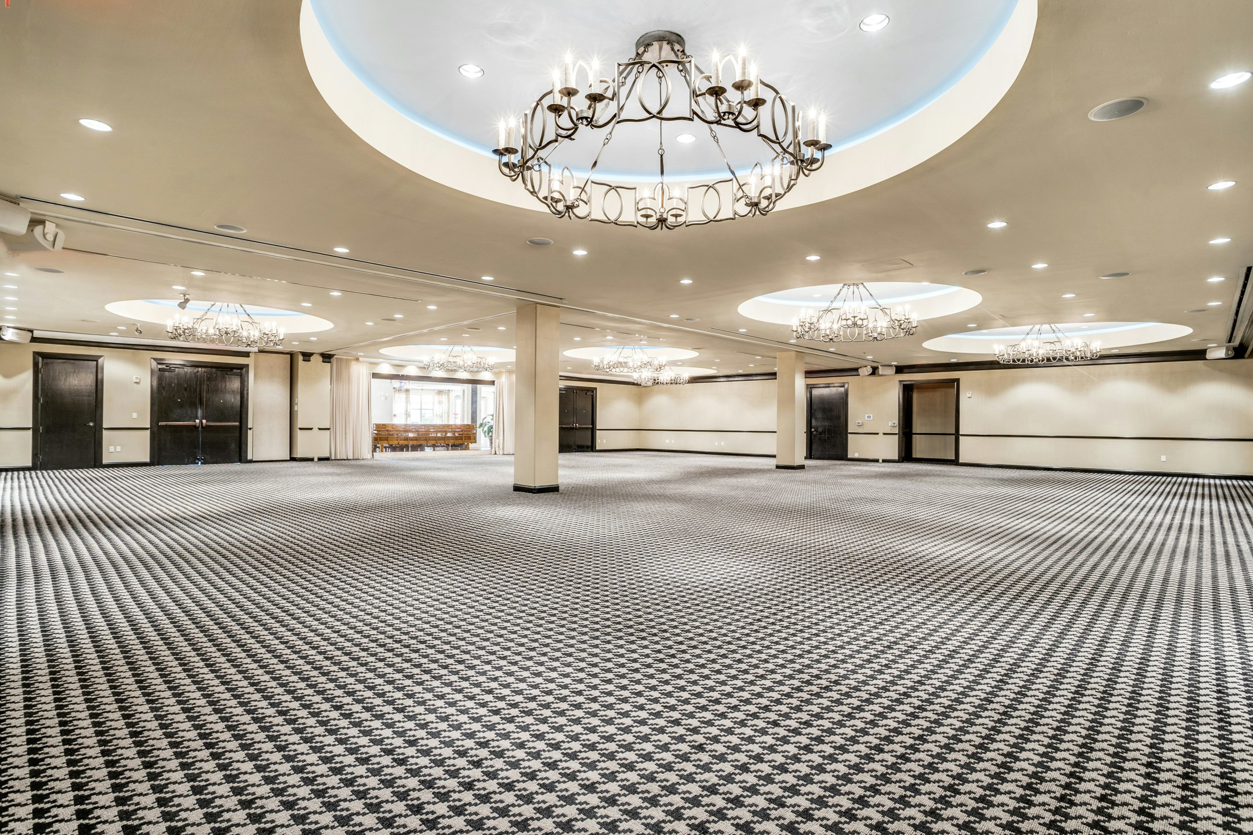 Hotel ZaZa Dallas 75/79