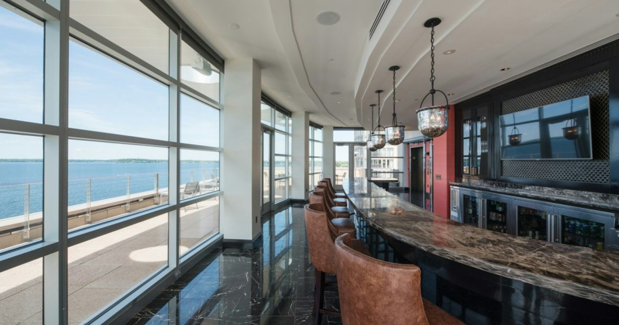 The Edgewater 30/43