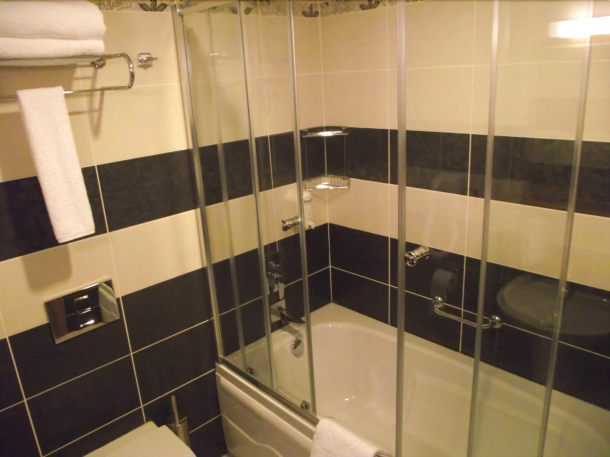 Hotel Almina Park 34/39