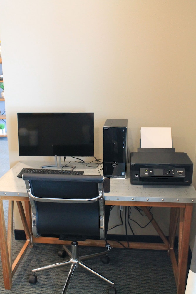 Brookstone Lodge Suites 41/43