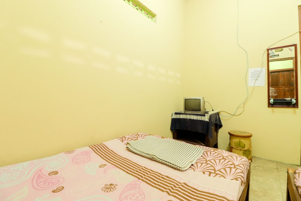 Penginapan Roro Mendut by ZUZU 11/50