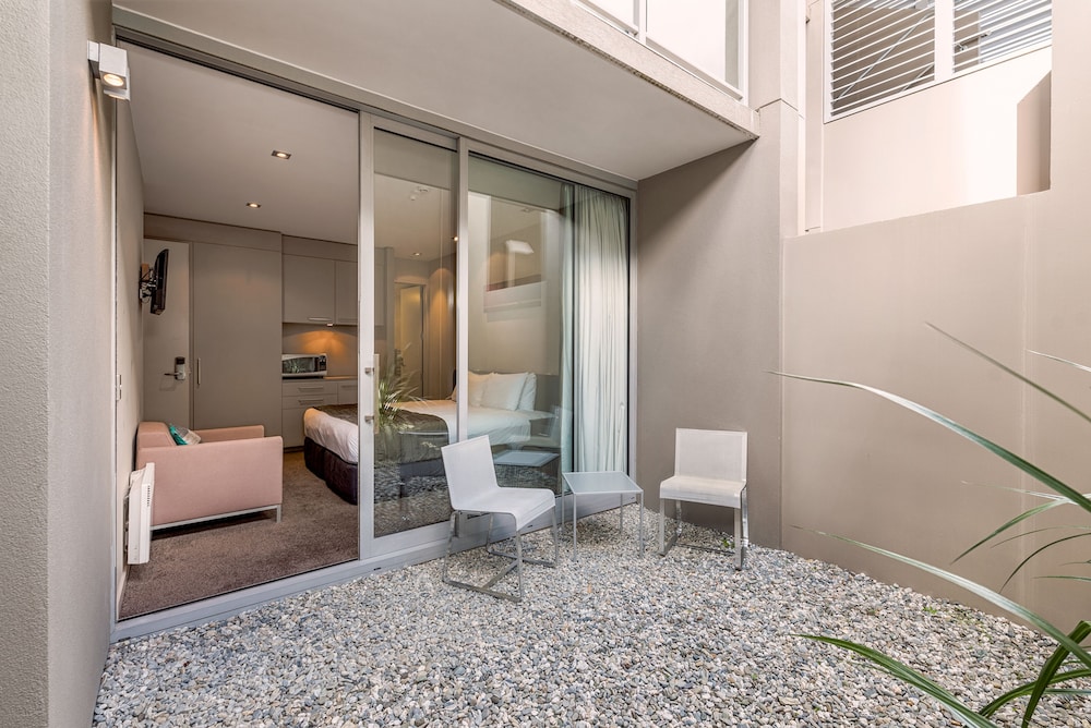 Highview Apartments 26/50