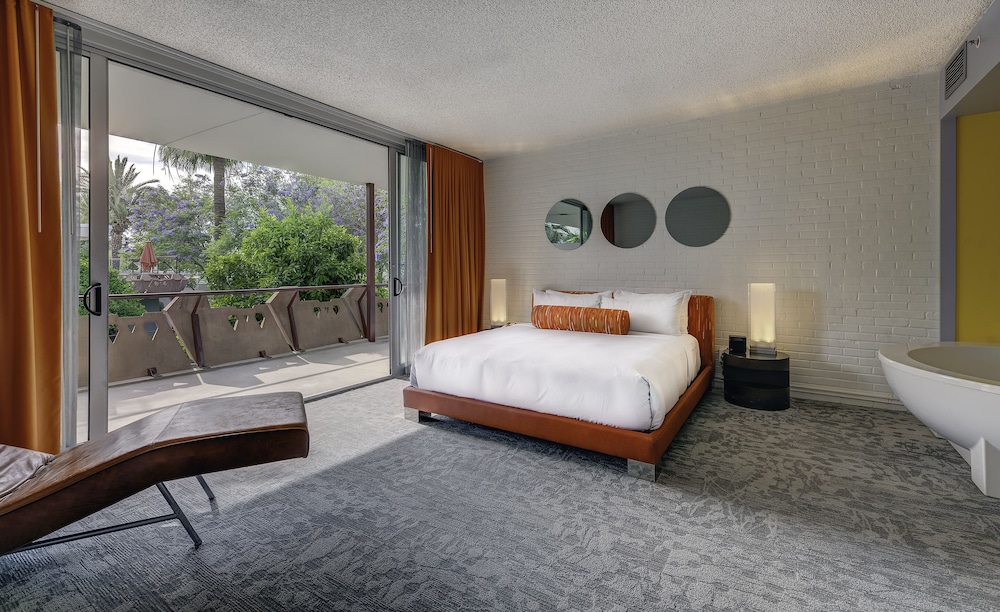 Hotel Valley Ho 15/81