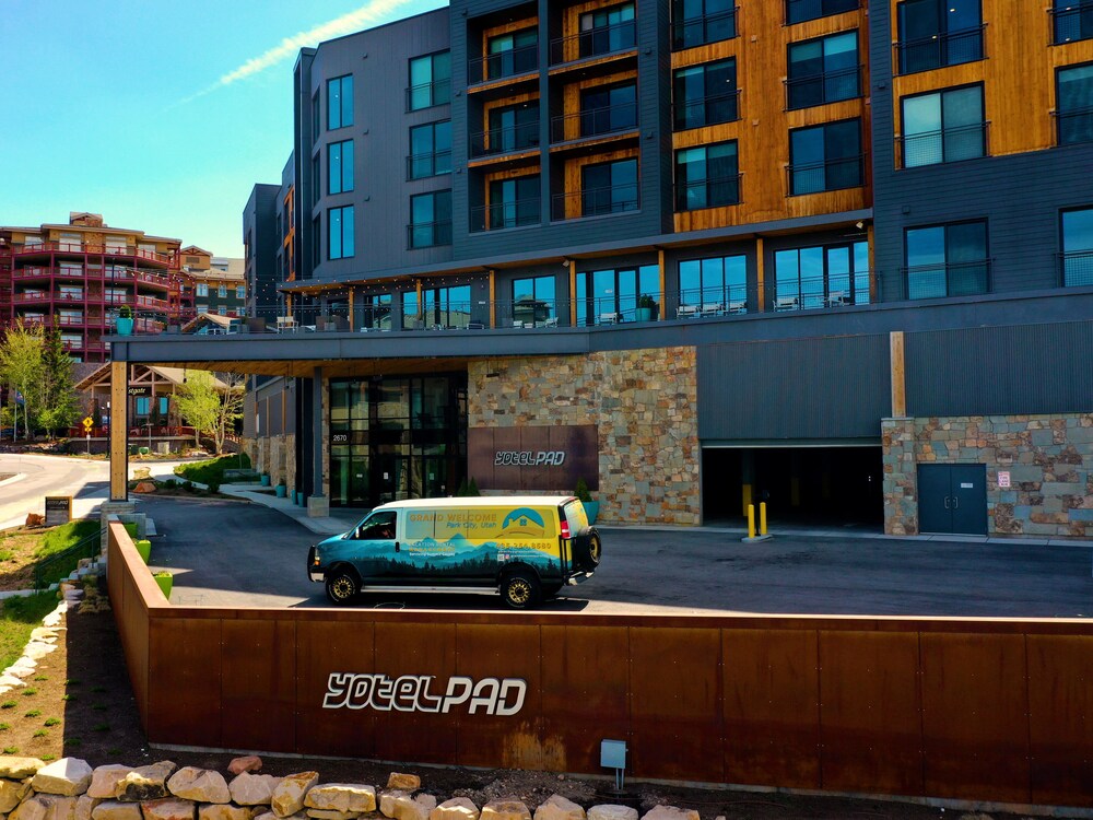Yotelpad Park City 18/83