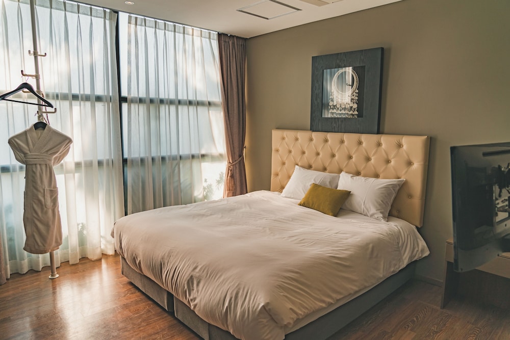 Hotel Scarboro 13/50