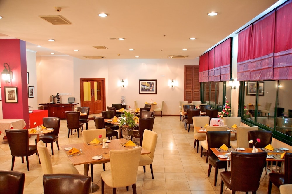 Harbour View Suites 47/60