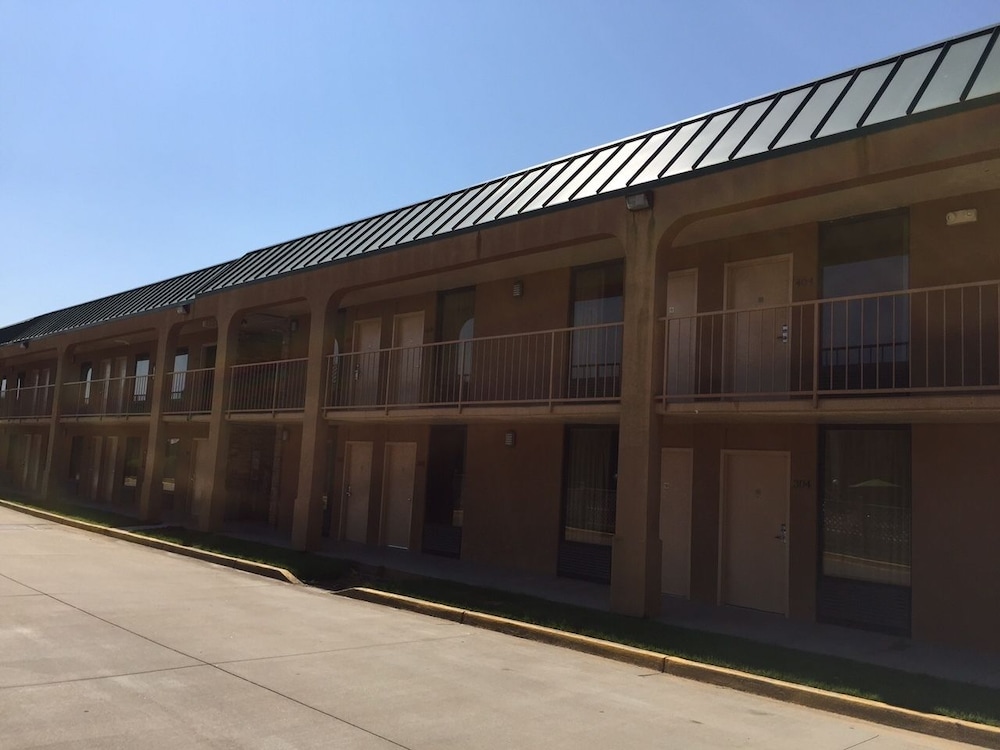 Homelodge Newnan image