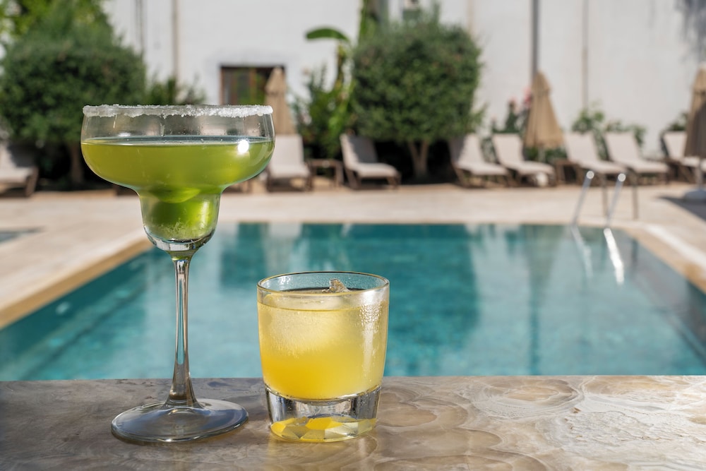 Olivias Group Hotel 13/42