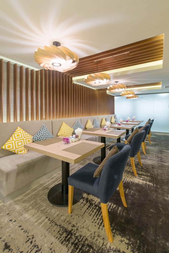 Eastin Grand Hotel Saigon 47/50