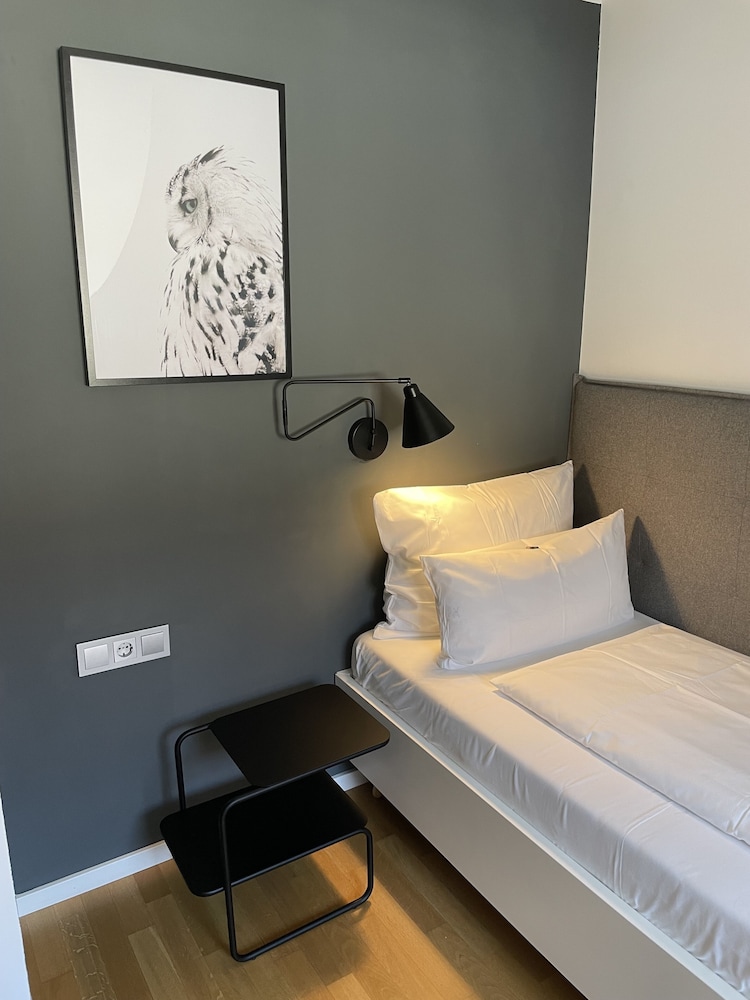 STANDARD, SINGLE, SINGLE BED