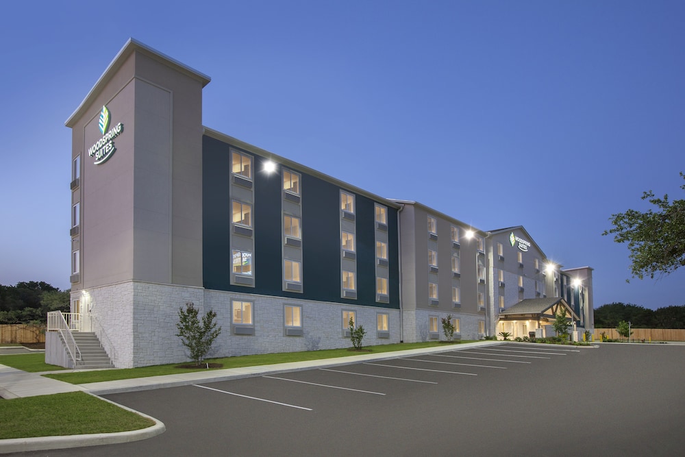 WoodSpring Suites San Antonio Stone Oak photo1