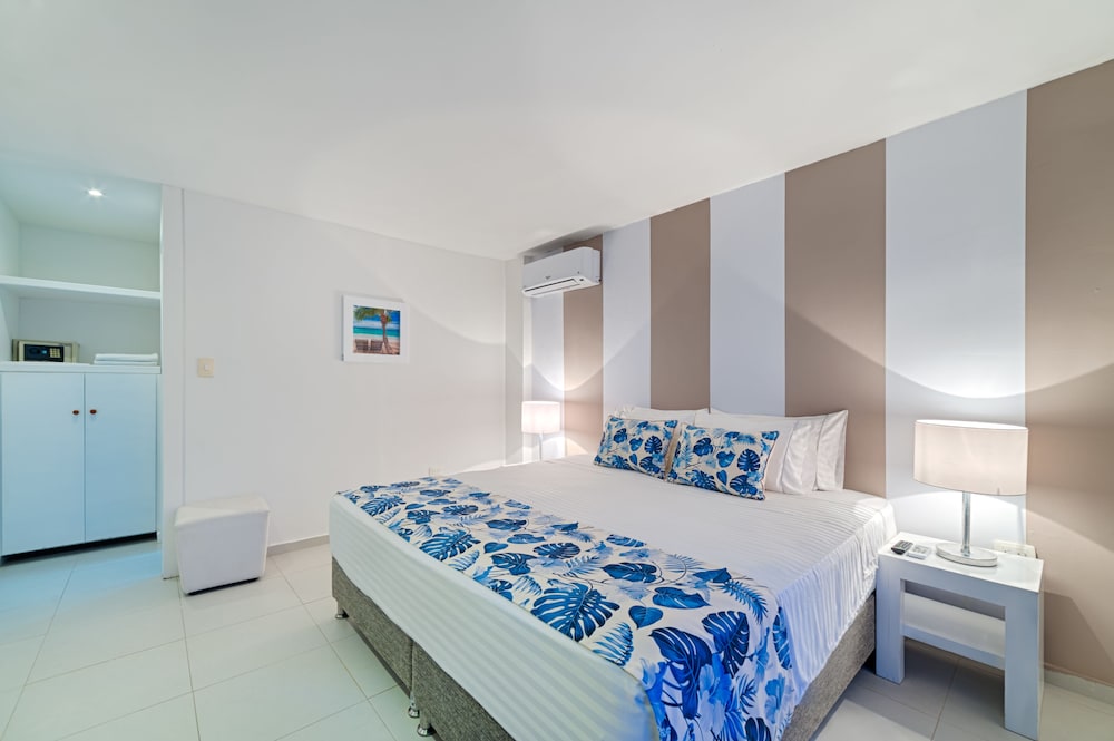 HOTEL SAN LUIS BEACH HOUSE 18/54
