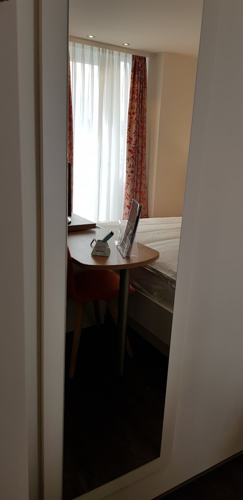 Hotel Bernerhof 11/69