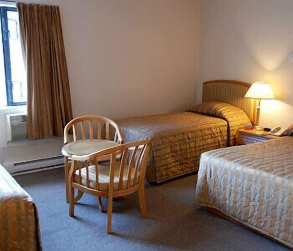Hotel Deoro 30/51