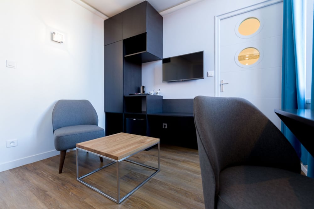 Hotel Regina 45/58