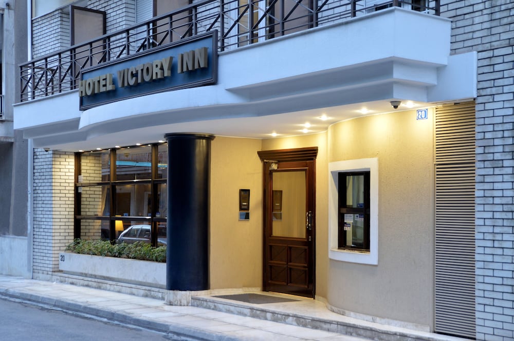 Victory Inn 2/43