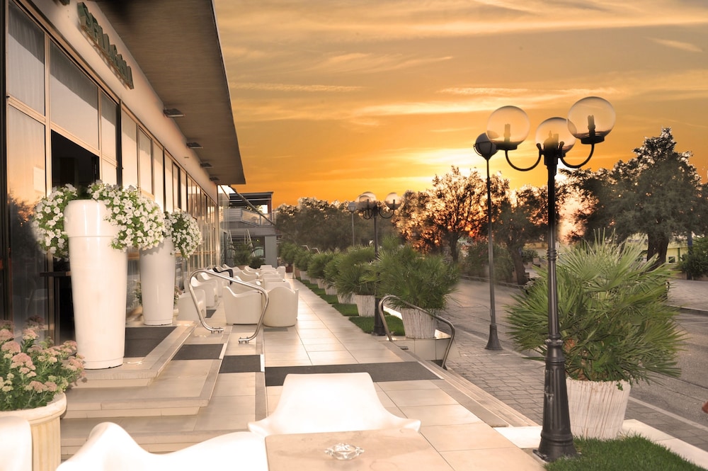 Hotel Spiaggia 36/41