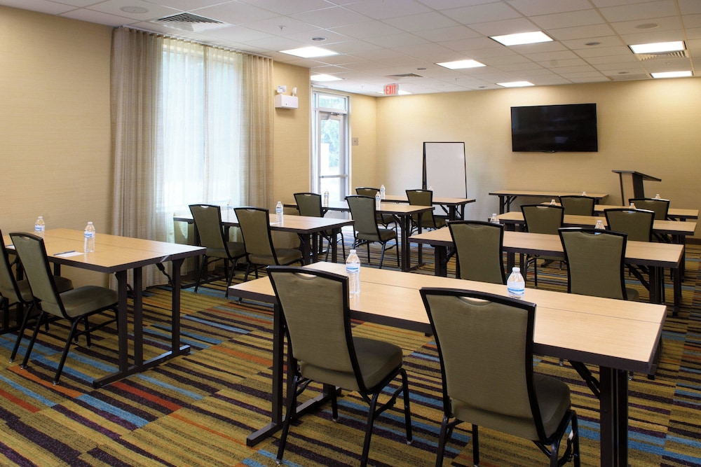 Fairfield Inn And Suites By Marriott Richmond Ashland 41/50