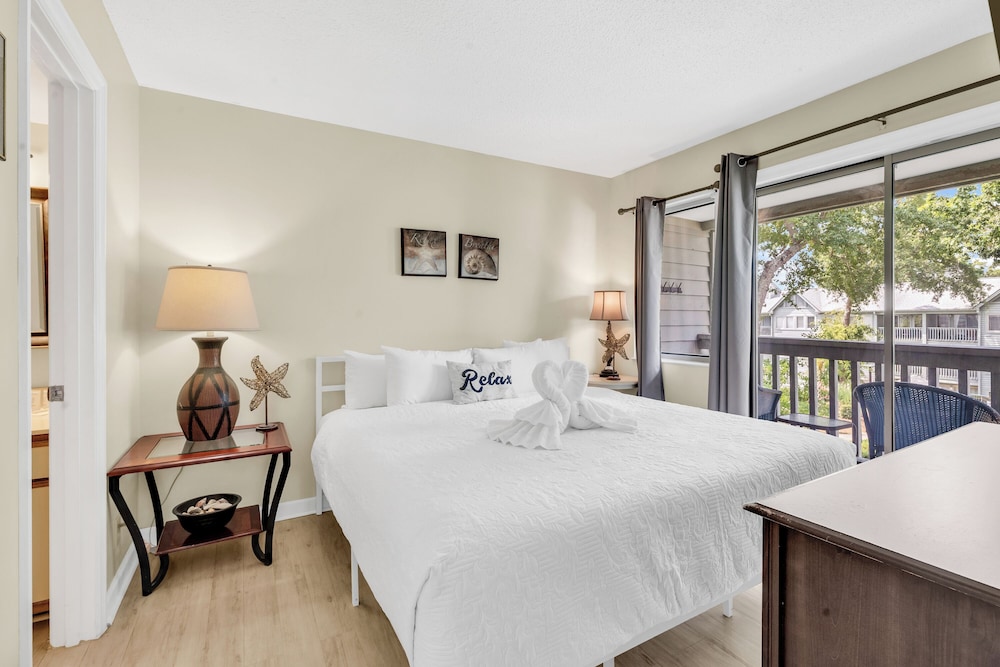 Myrtle Beach Resort by Beach Vacations 46/79