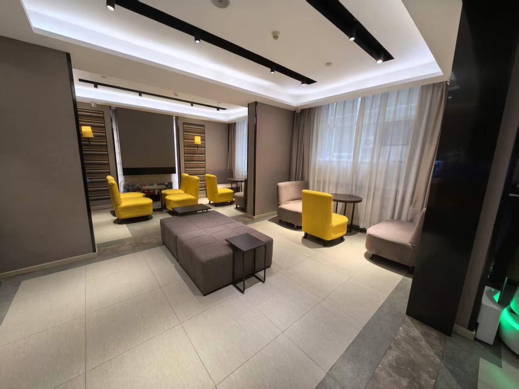 Homeinn Plus (Beijing Zhongguancun Wudaokou) 27/42