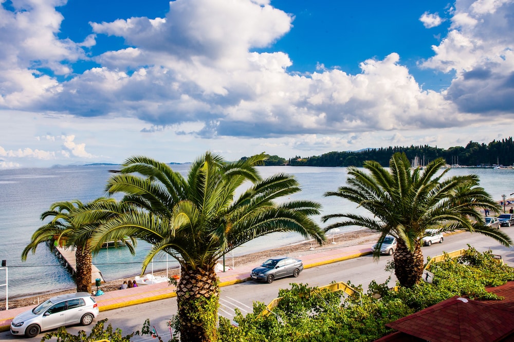 Ipsos Di Mare - Adults Only 36/41