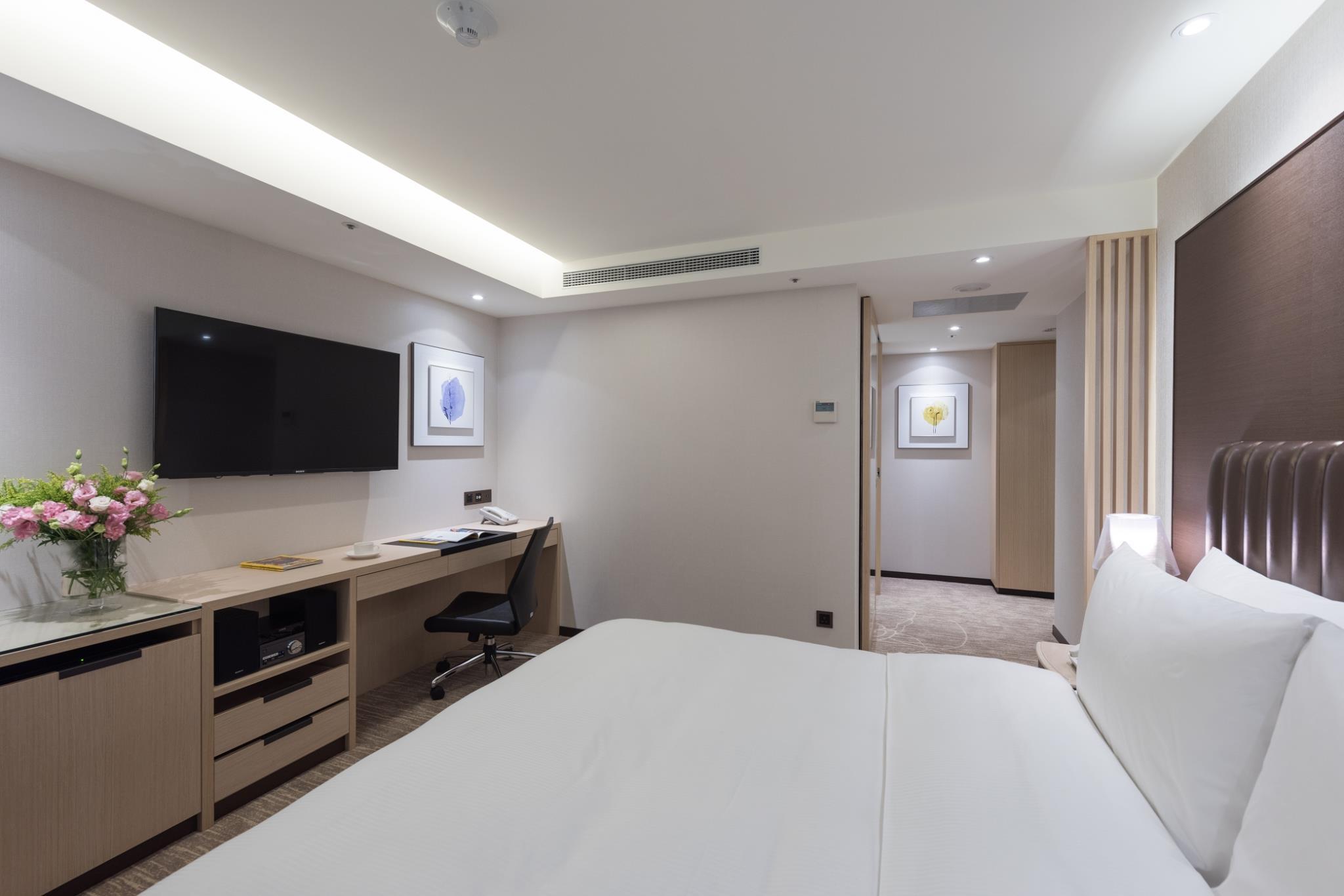 STANDARD, DOUBLE BED, NO WINDOW
