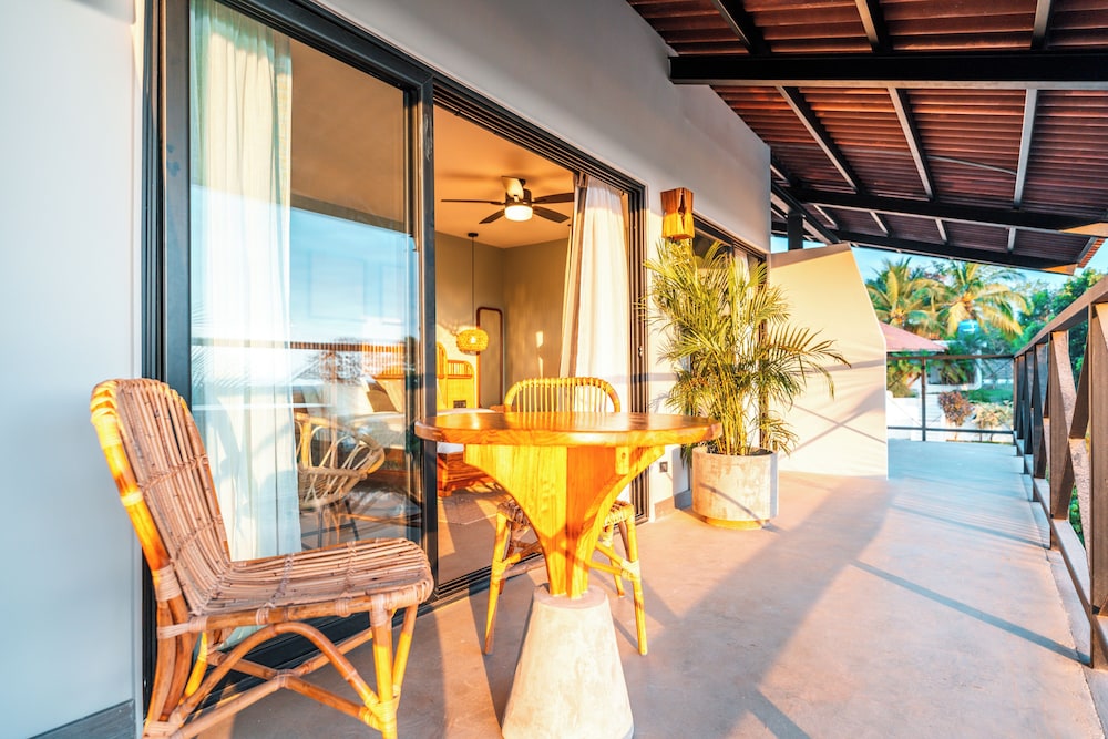 Hotel Bambuda Santa Catalina 80/96