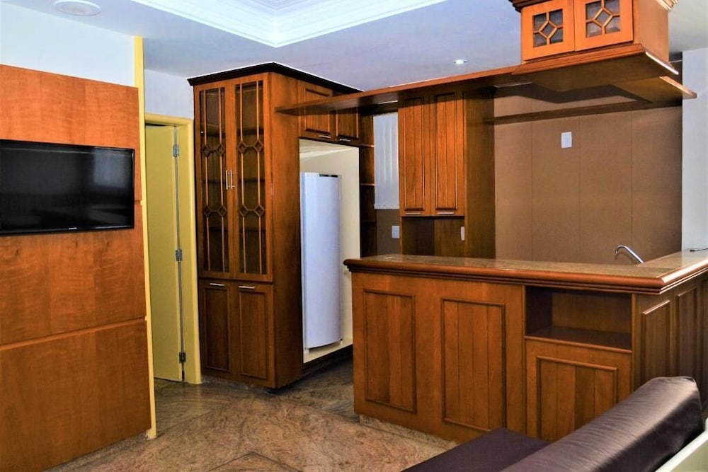 La Residence Flat Hotel 46/50
