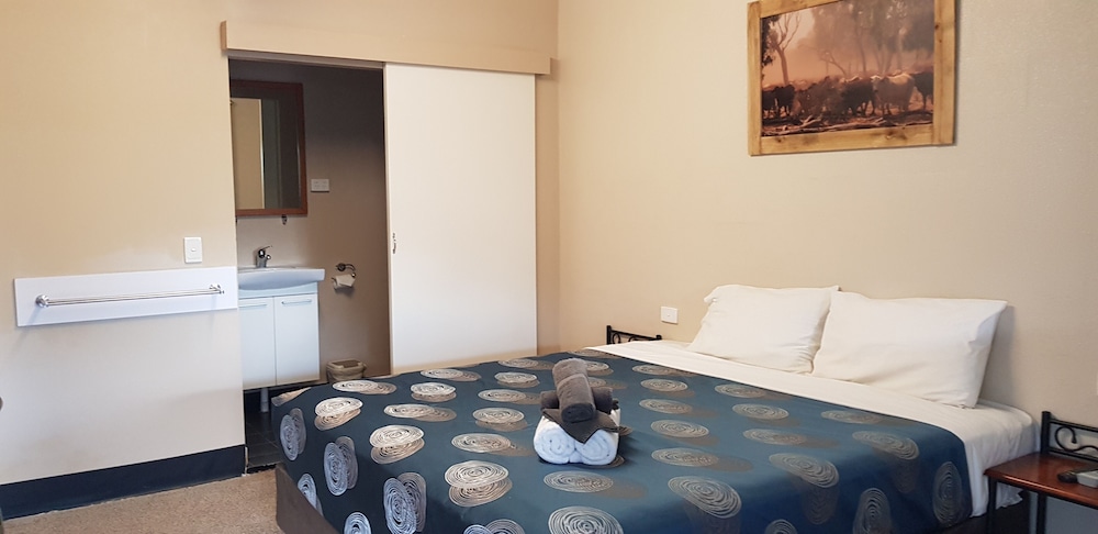 Beagle Hotel 18/42