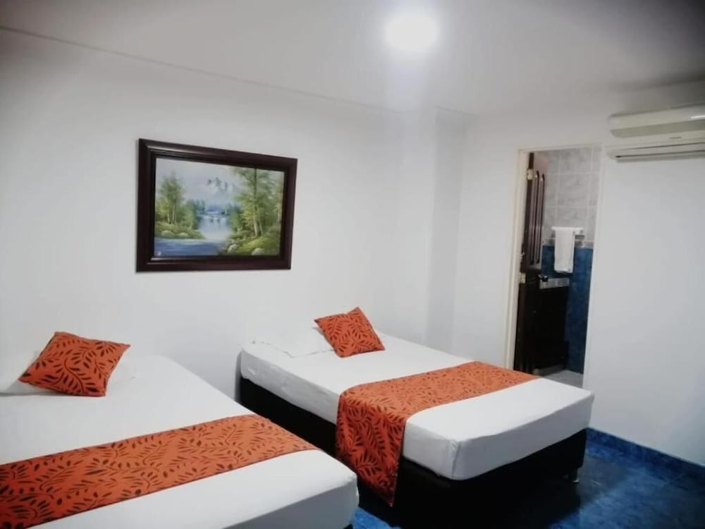 Gran Hotel Cali 17/50