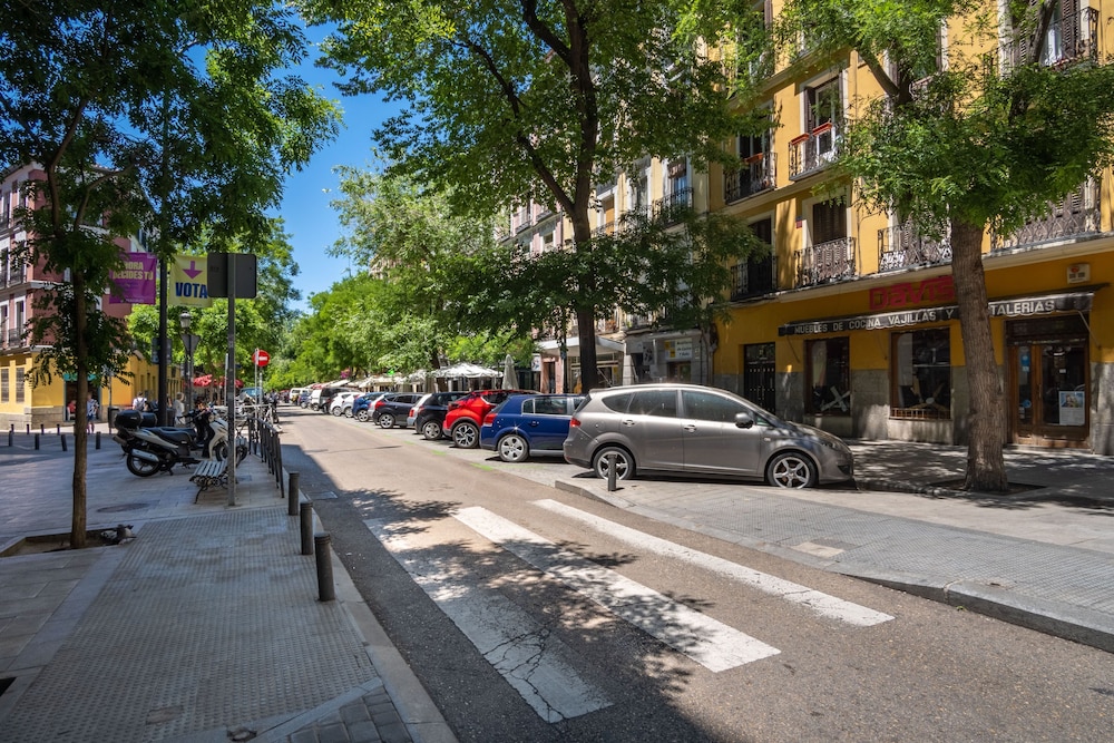 limehome Madrid Calle Ave Maria 39/50