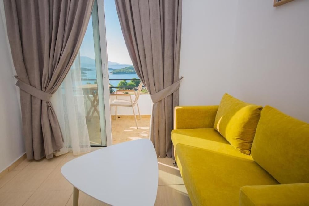 Hotel Murati 37/62