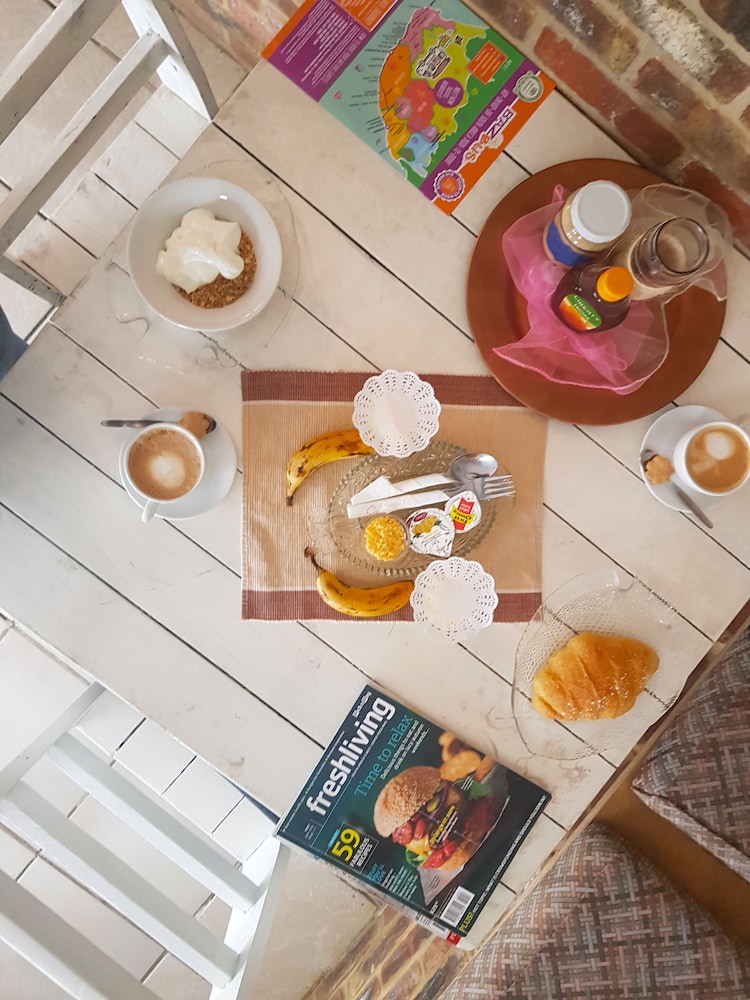 Pili Pili Beach Cabanas 2/30
