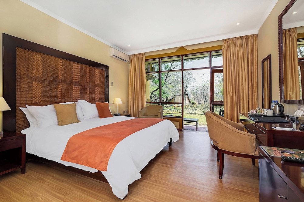 Protea Hotel by Marriott Lusaka Safari Lodge 14/50