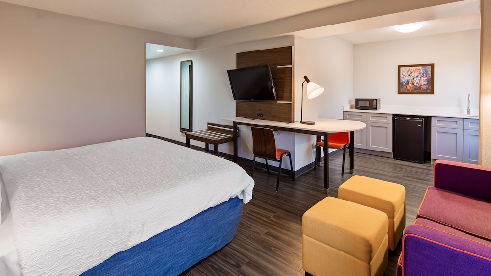 Best Western Plus Lexington Inn 20/41