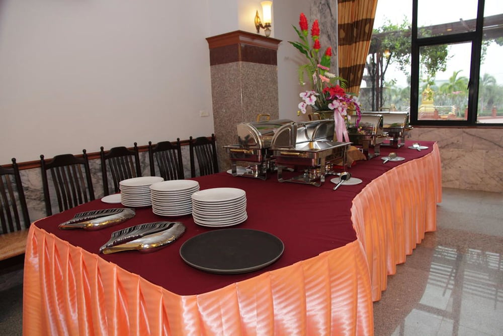 Golden Dragon Resort 35/43
