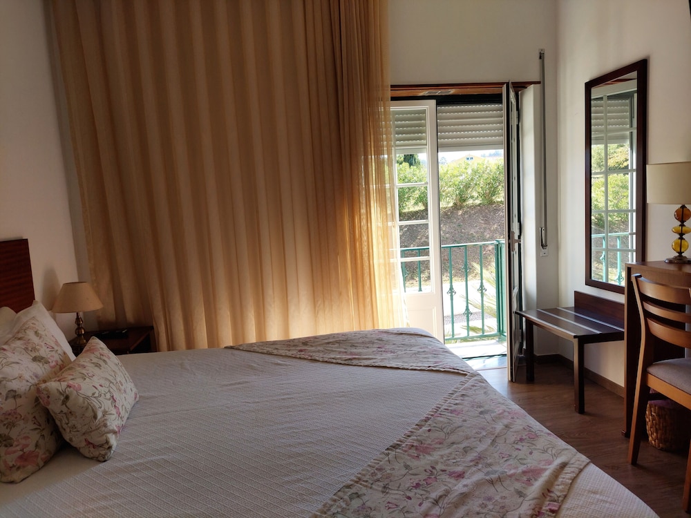 HOTEL LOURO 12/69
