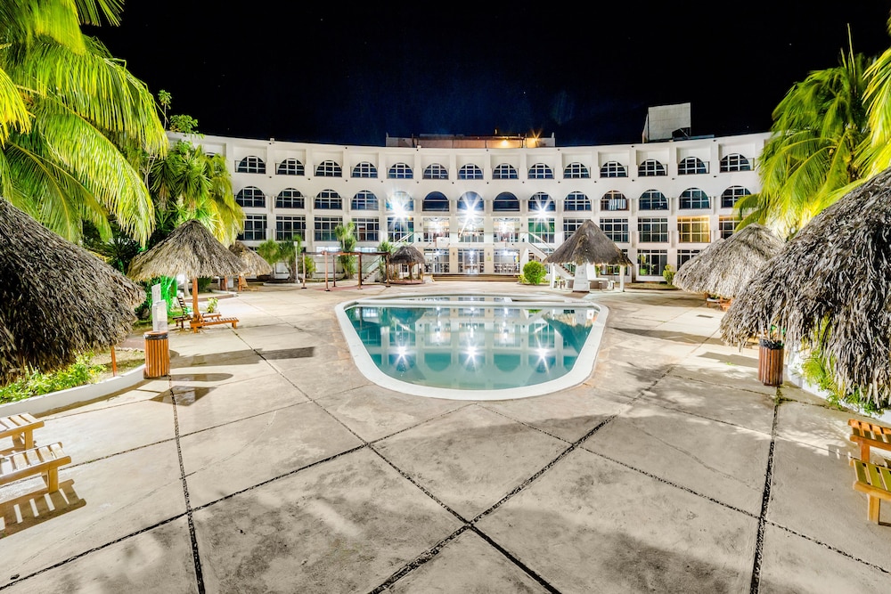 Uxmal Resort Maya 1/61