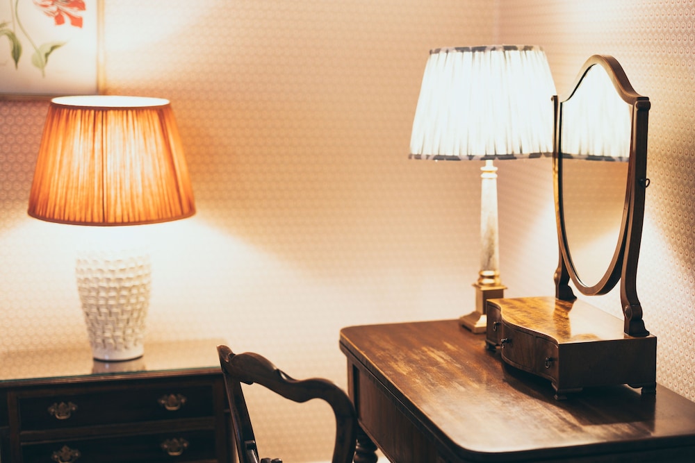 Rowton Castle Hotel 18/50