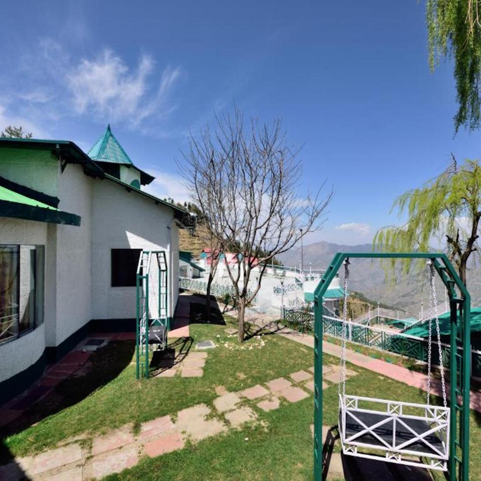 GALLEU HILL RESORTS 49/54