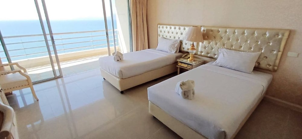 Adriatic Palace Pattaya 14/38