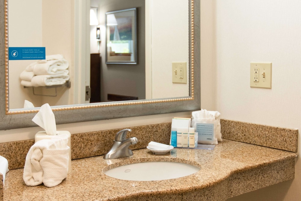 Hampton Inn Gloucester 31/61