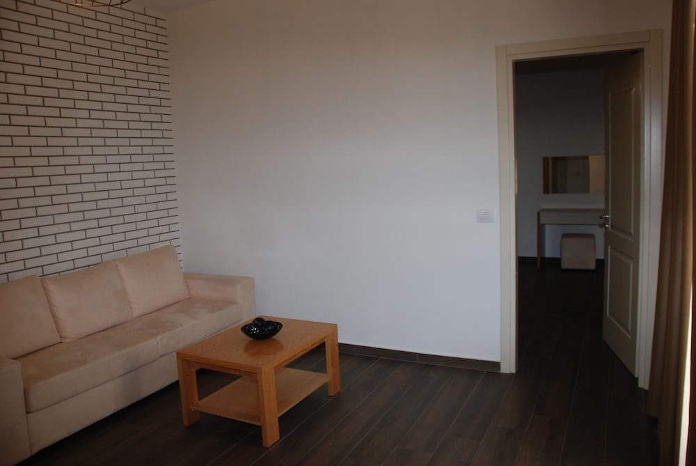 Sunrise Luxury Apartment 29/50