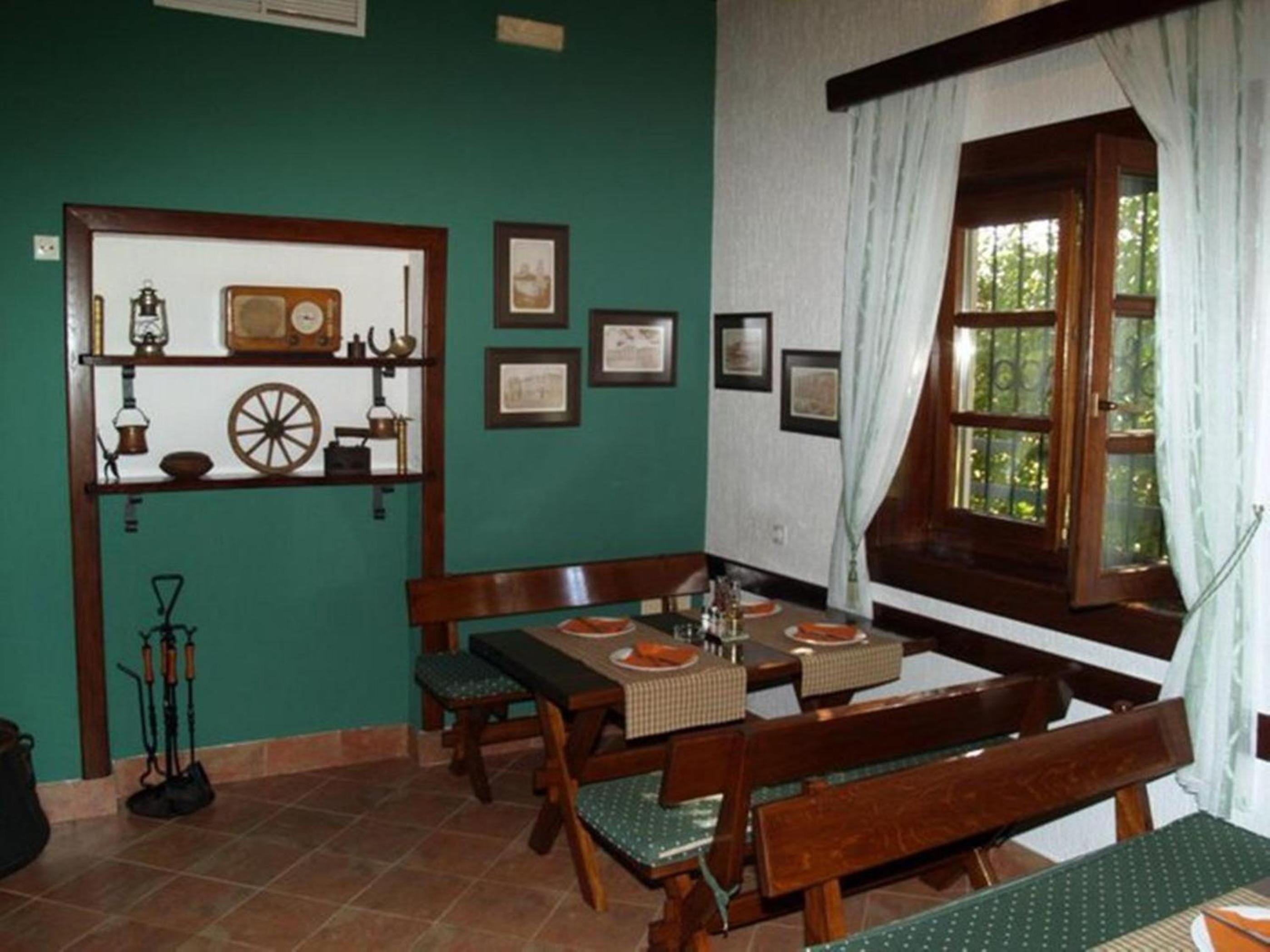 Hotel Laguna 6/72