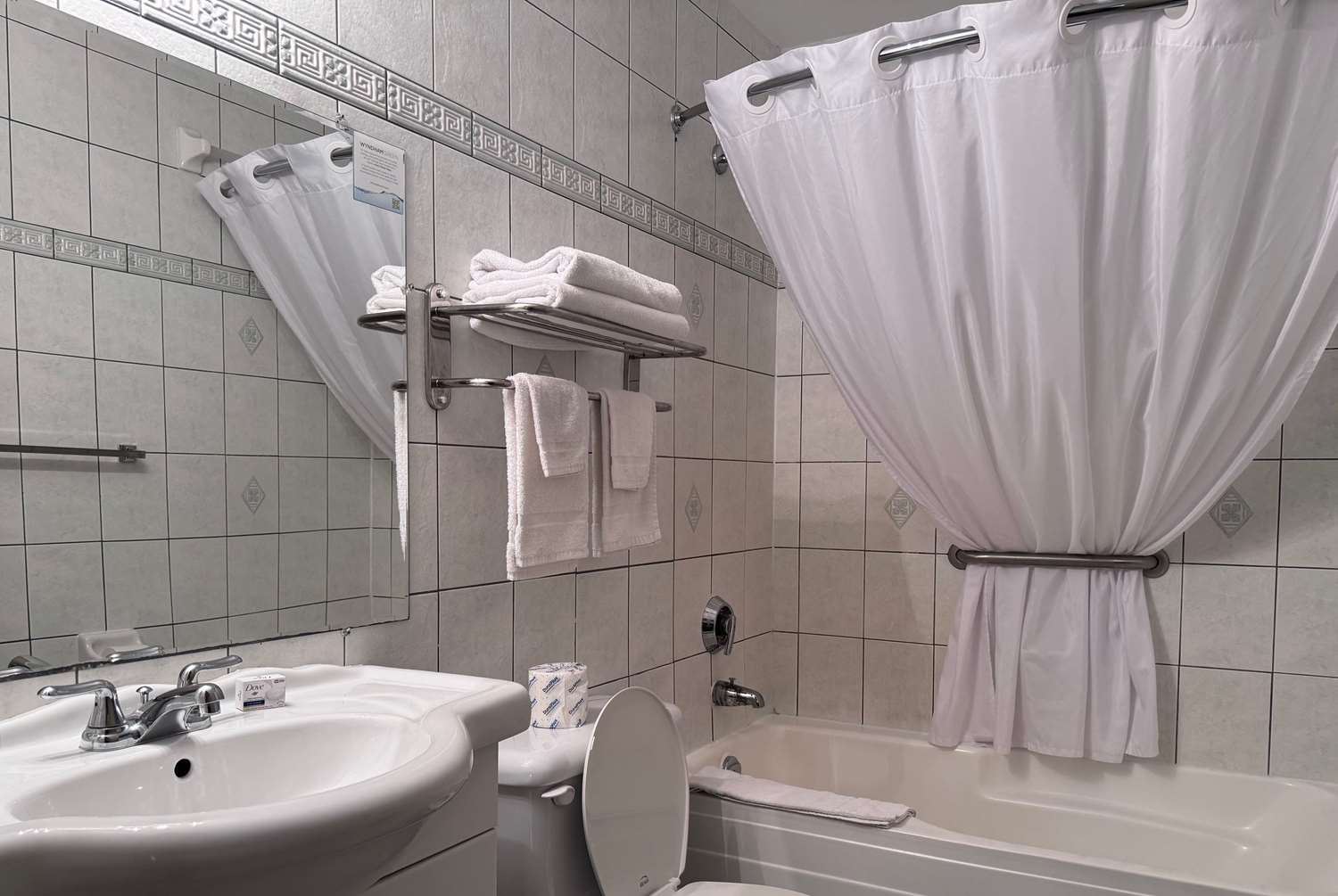 Super 8 By Wyndham Guelph 19/21