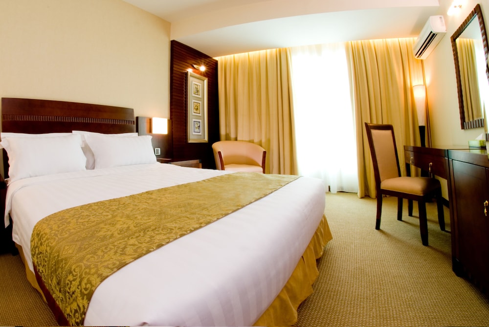 CELYN HOTEL CITY MALL 7/37
